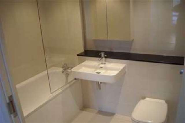  Image of 1 bedroom Flat to rent in Bendish Road London E6 at London, E6 1BB