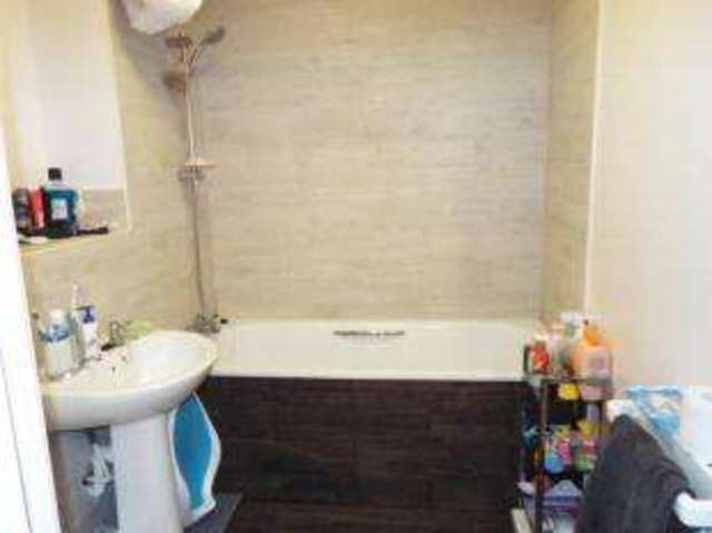  Image of 2 bedroom Flat for sale in Whitchurch Road Romford RM3 at 109 Whitchurch Road Romford Harold Hill, RM3 9EG
