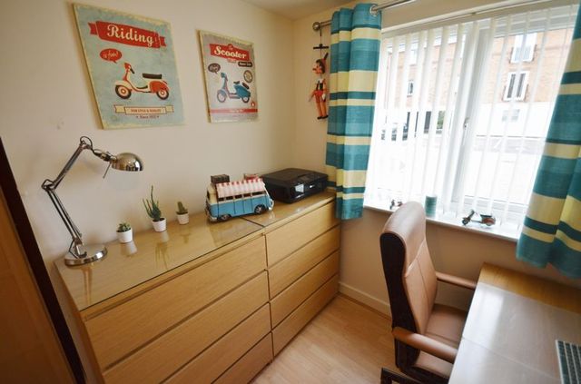  Image of 2 bedroom Flat for sale in Moorside Warrington WA4 at Moorside  Warrington, WA4 1RN