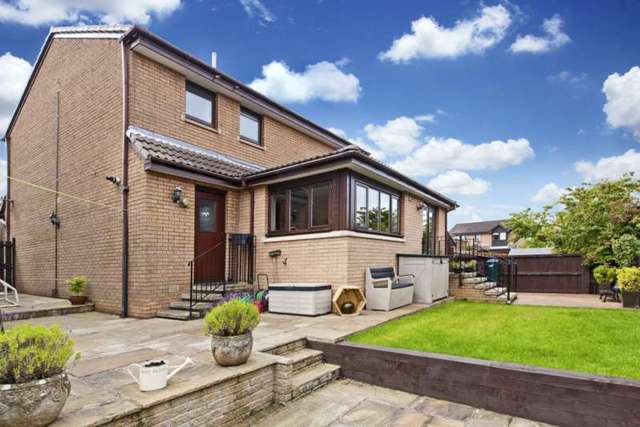  Image of 4 bedroom Detached house for sale in Stoneyflatts Crescent South Queensferry EH30 at Stoneyflatts Crescent  South Queensferry, EH30 9XX