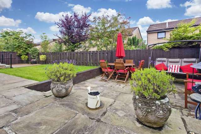  Image of 4 bedroom Detached house for sale in Stoneyflatts Crescent South Queensferry EH30 at Stoneyflatts Crescent  South Queensferry, EH30 9XX
