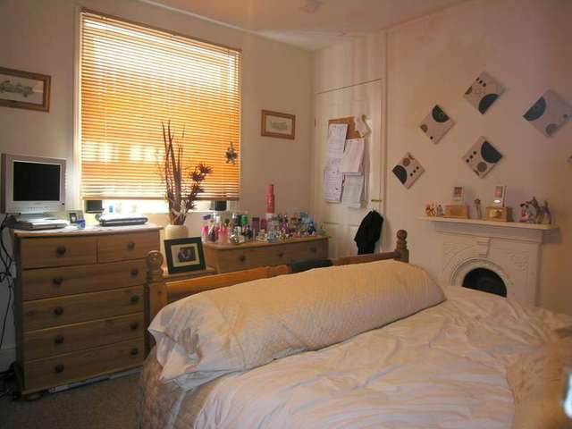  Image of 2 bedroom Flat to rent in Wimborne Road Moordown Bournemouth BH9 at 368 Wimborne Road Winton Bournemouth, BH9 2HE