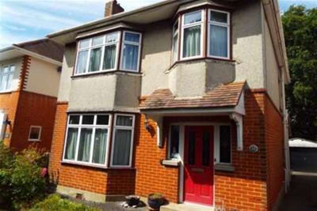  Image of 3 bedroom Detached house to rent in Wordsworth Avenue Bournemouth BH8 at Bournemouth, BH8 9NS