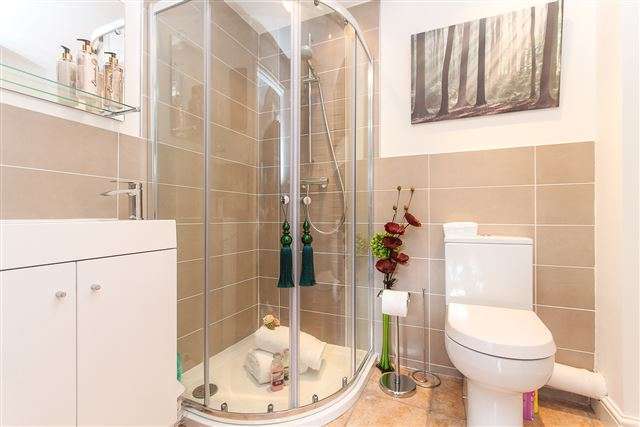  Image of 5 bedroom Detached house for sale in Groveley Lane Rednal Birmingham B45 at 492 Groveley Lane  Cofton Hackett, B45 8UD