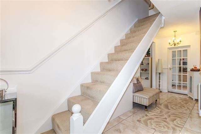  Image of 5 bedroom Detached house for sale in Groveley Lane Rednal Birmingham B45 at 492 Groveley Lane  Cofton Hackett, B45 8UD