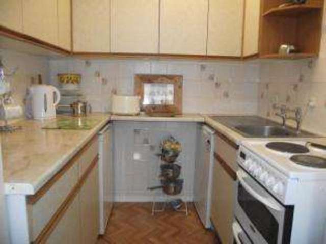  Image of 1 bedroom Flat for sale in Bitterne Road East Southampton SO18 at 527 Bitterne Road East Southampton Bitterne, SO18 5BQ