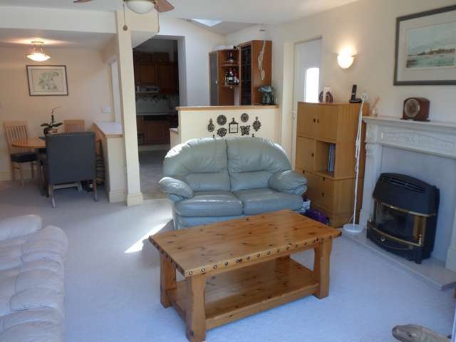  Image of 5 bedroom End of Terrace for sale in Fore Street Seaton EX12 at Fore Street  Seaton, EX12 2AN