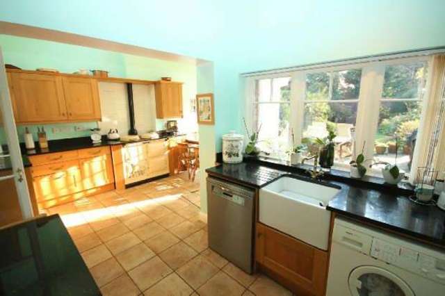  Image of 7 bedroom Detached house for sale in Abbey Hill Kenilworth CV8 at Abbey Hill  Kenilworth, CV8 1LU