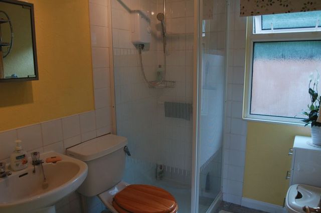  Image of 1 bedroom Retirement Property for sale in Acorn Close Pine View Park Maulden Bedford MK45 at Acorn Close Maulden Bedford, MK45 2FJ