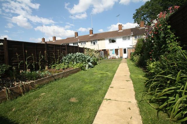  Image of 2 bedroom Terraced house for sale in Acorn Road Hemel Hempstead HP3 at Acorn Road  Hemel Hempstead, HP3 8DP