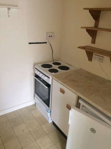  Image of 1 bedroom Flat to rent in Aigburth Vale Aigburth Liverpool L17 at Liverpool Merseyside, L17 0DE