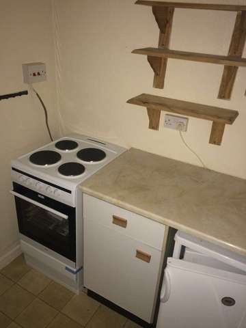  Image of 1 bedroom Flat to rent in Aigburth Vale Aigburth Liverpool L17 at Liverpool Merseyside, L17 0DE
