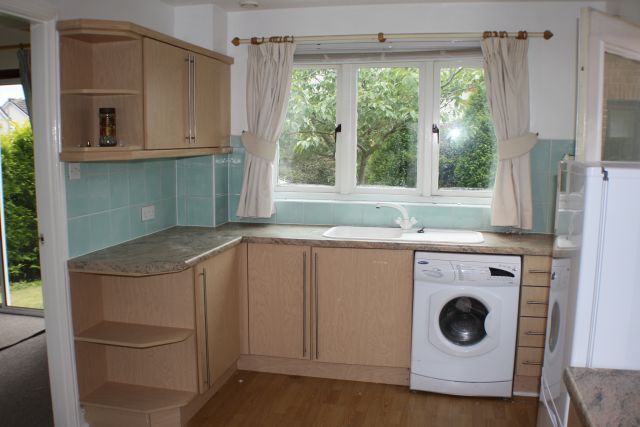  Image of 3 bedroom Detached house to rent in Alba Gardens Carluke ML8 at Carluke South Lanarkshire South Lanarkshire, ML8 5UZ