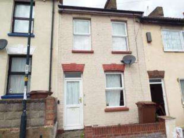  Image of 3 bedroom Terraced house for sale in Albany Road Chatham ME4 at Chatham Kent Chatham, ME4 5DW