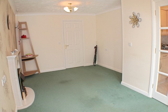 Image of 1 bedroom Retirement Property for sale in Railway Street Braintree CM7 at Railway Street  Braintree, CM7 3JU