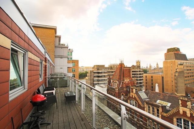  Image of 3 bedroom Flat to rent in Albert Embankment London SE1 at Westminster  London, SE1 7HG