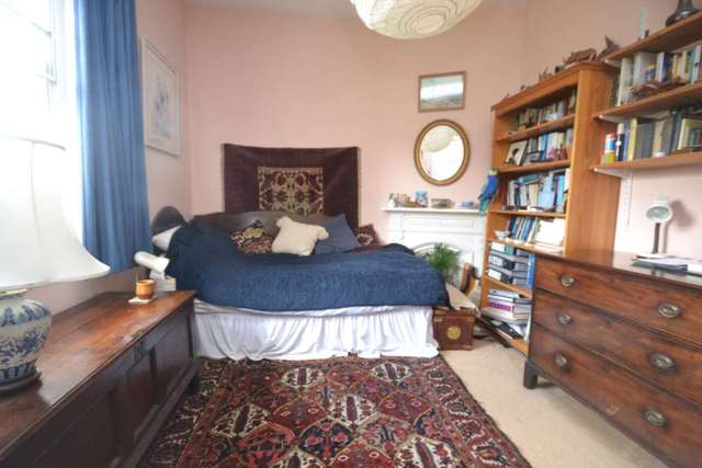  Image of 1 bedroom House Share to rent in Alexandra Road Reading RG1 at Alexandra Road  Reading, RG1 5PF