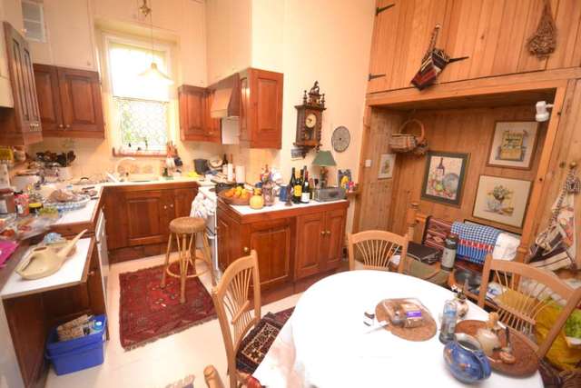  Image of 1 bedroom House Share to rent in Alexandra Road Reading RG1 at Alexandra Road  Reading, RG1 5PF