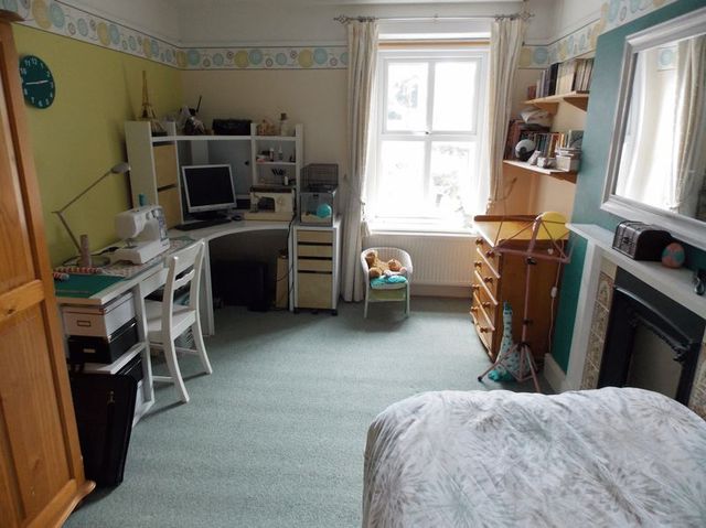  Image of 4 bedroom Terraced house for sale in Alexandra Road Frome BA11 at Alexandra Road  Frome, BA11 1LU