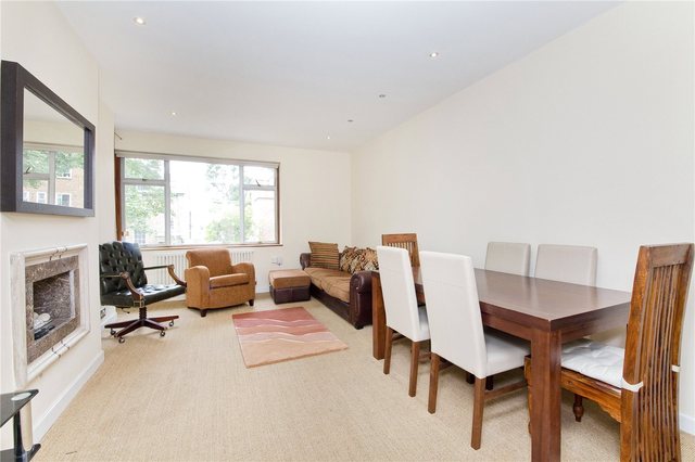  Image of 3 bedroom Flat to rent in Alwyne Square London N1 at Canonbury London Essex Road, N1 2JY