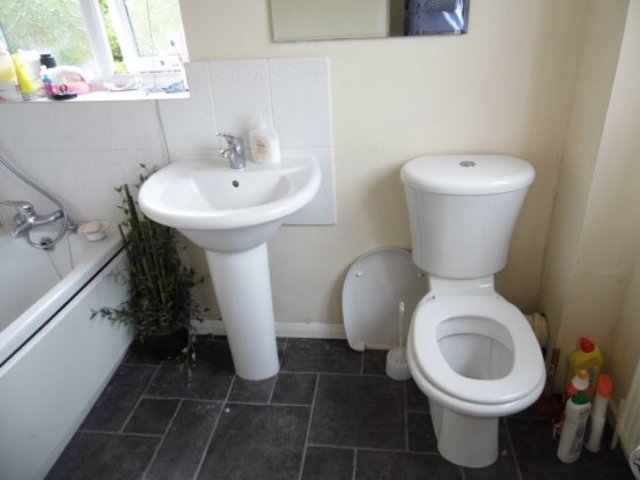  Image of 3 bedroom Property for sale in Amber Street Batley WF17 at Batley West Yorkshire Batley, WF17 8HH