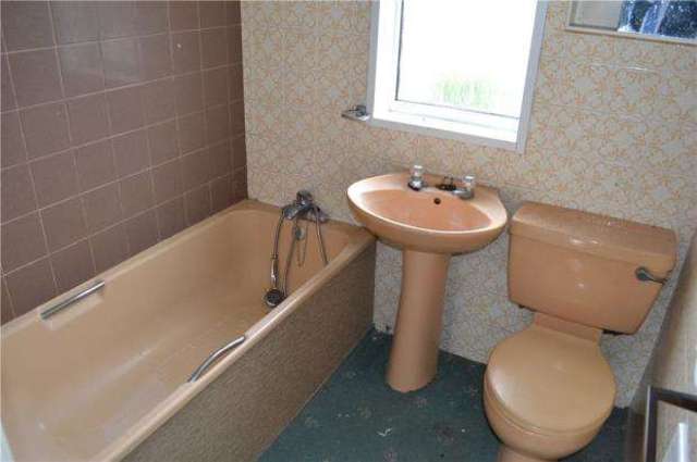  Image of 3 bedroom End of Terrace for sale in Anchorway Road Coventry CV3 at Finham Coventry Binley, CV3 6JJ