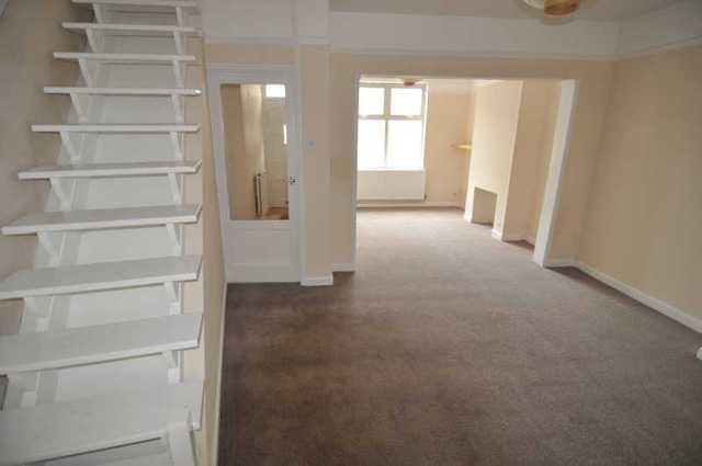  Image of 2 bedroom Terraced house to rent in North Road Ashton Gate Bristol BS3 at North Road Ashton Gate Bristol, BS3 2EE