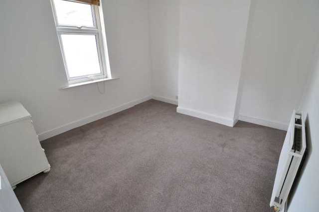  Image of 2 bedroom Terraced house to rent in North Road Ashton Gate Bristol BS3 at North Road Ashton Gate Bristol, BS3 2EE