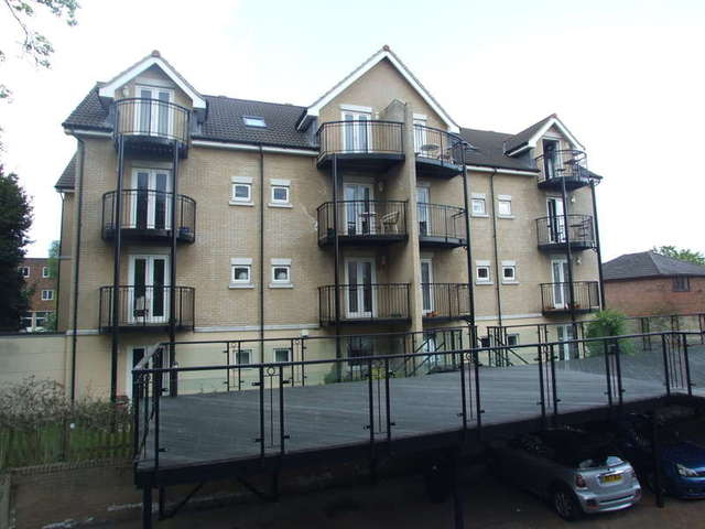  Image of 2 bedroom Apartment to rent in Hulse Road Shirley Southampton SO15 at 19 Hulse Road  Southampton, SO15 2SD