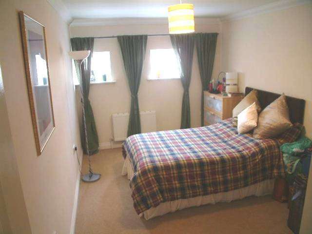  Image of 2 bedroom Apartment to rent in Hulse Road Shirley Southampton SO15 at 19 Hulse Road  Southampton, SO15 2SD