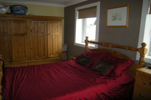  Image of 3 bedroom Detached house to rent in Auldhouse Road Glasgow G43 at Pollokshaws Glasgow Glasgow, G43 1XB