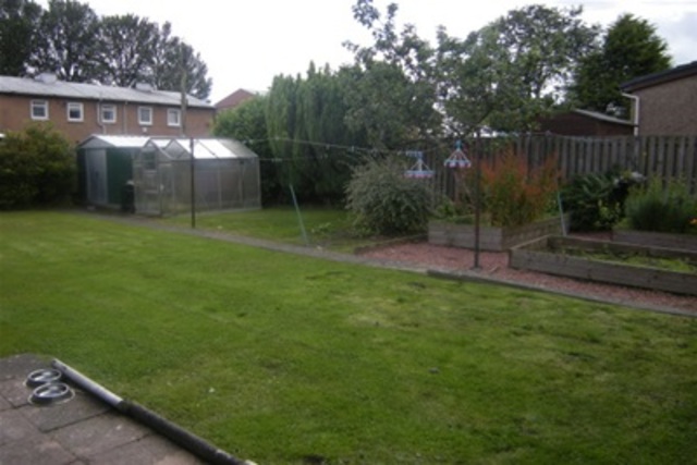  Image of 3 bedroom Detached house to rent in Auldhouse Road Glasgow G43 at Pollokshaws Glasgow Glasgow, G43 1XB