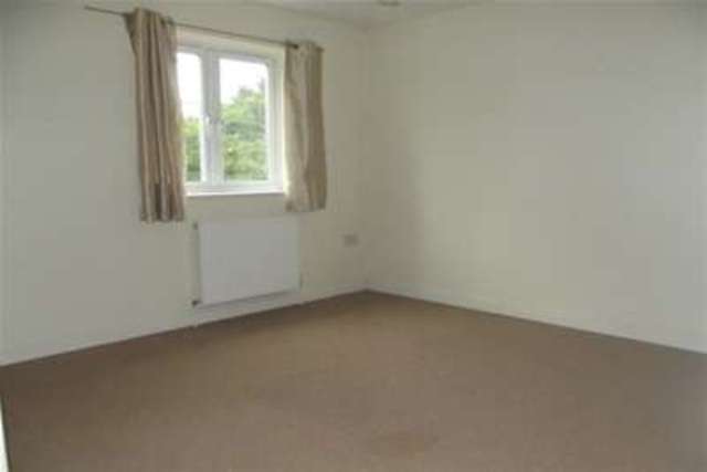  Image of 3 bedroom Detached house to rent in Bailey Crescent Poole BH15 at Poole, BH15 3EZ