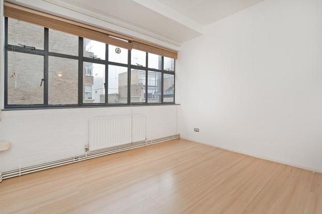 Image of 2 bedroom Flat to rent in Banner Street London EC1Y at Shoreditch London Old Street, EC1Y 8QE