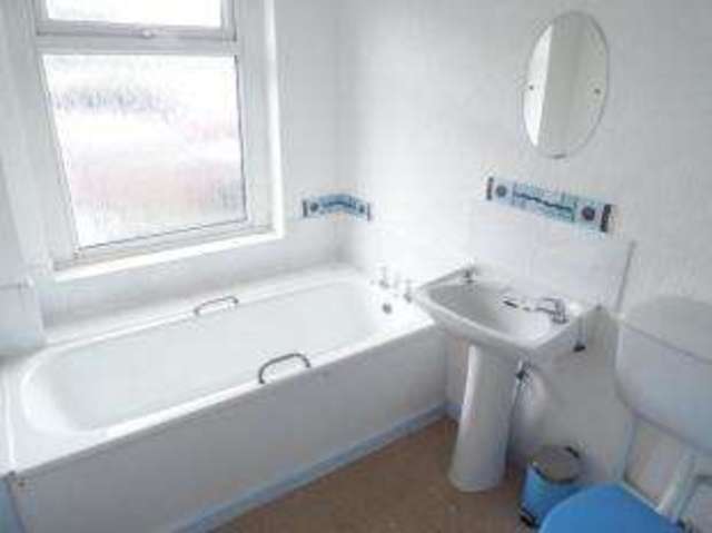  Image of 2 bedroom End of Terrace for sale in Bar Gap Road Oldham OL1 at Oldham Greater Manchester Oldham, OL1 3RL
