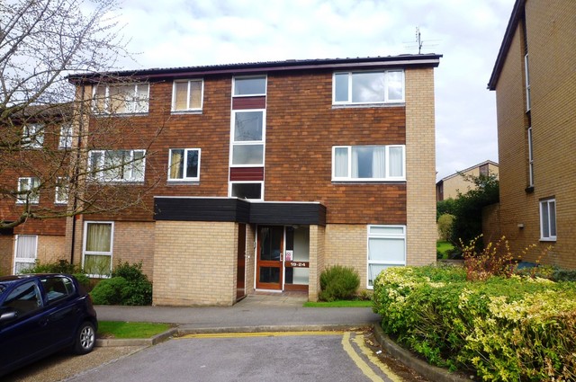  Image of 1 bedroom Flat to rent in Bardsley Close Croydon CR0 at Croydon, CR0 5PS