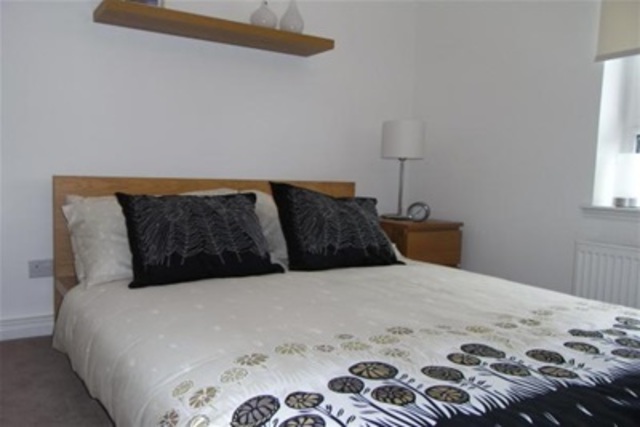  Image of 2 bedroom Flat to rent in Castle Street Paisley PA1 at Paisley Renfrewshire Renfrewshire, PA1 2JP
