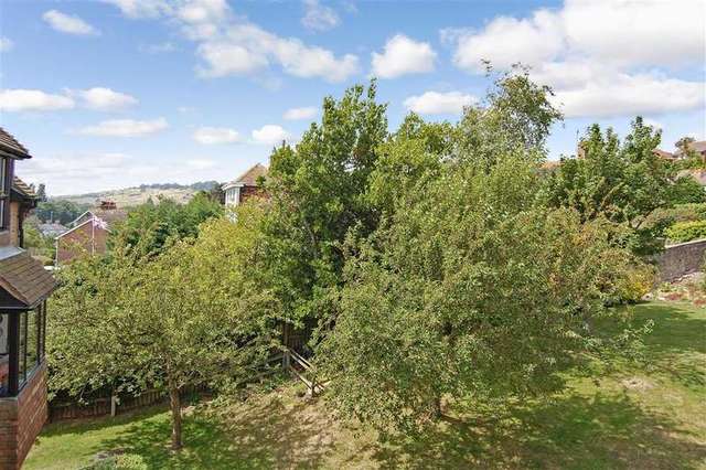  Image of 1 bedroom Retirement Property for sale in Bartholomew Street Hythe CT21 at Hythe Kent Hythe, CT21 5BB