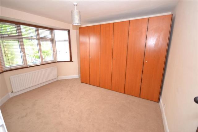  Image of 3 bedroom Property to rent in Bawtry Road London N20 at Whetstone, N20 0ST
