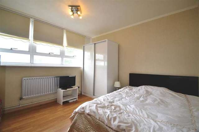  Image of 2 bedroom Apartment for sale in Beaumont Road London SW19 at Wimbledon Park, SW19 6TH