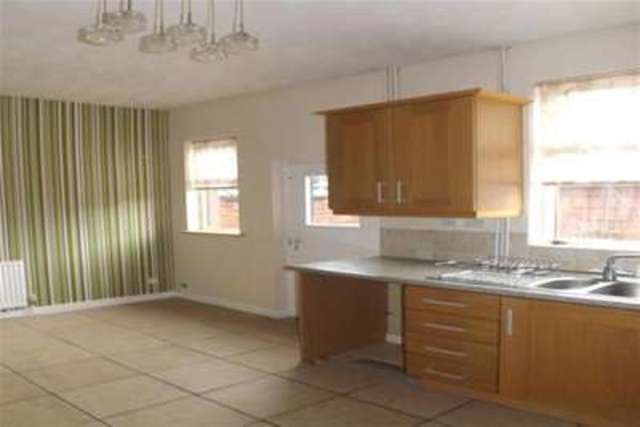  Image of 2 bedroom Detached house to rent in Bedford Square Leigh WN7 at Leigh, WN7 2AA