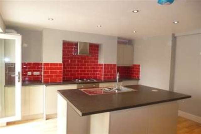  Image of 2 bedroom Flat to rent in Bellevue Road Ramsgate CT11 at Ramsgate, CT11 8DL