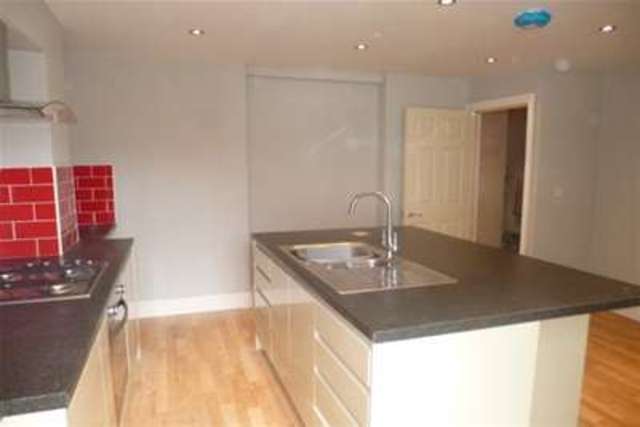  Image of 2 bedroom Flat to rent in Bellevue Road Ramsgate CT11 at Ramsgate, CT11 8DL