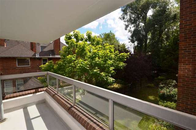  Image of 2 bedroom Apartment to rent in Belvedere Drive London SW19 at Wimbledon, SW19 7DG