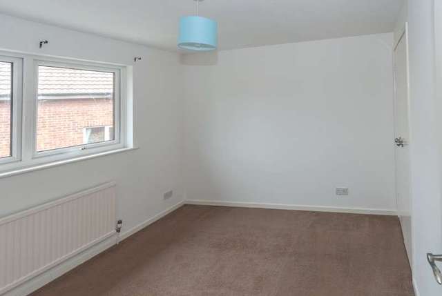  Image of 1 bedroom Detached house for sale in Bishopdale Close Long Eaton Nottingham NG10 at Long Eaton, NG10 3PJ
