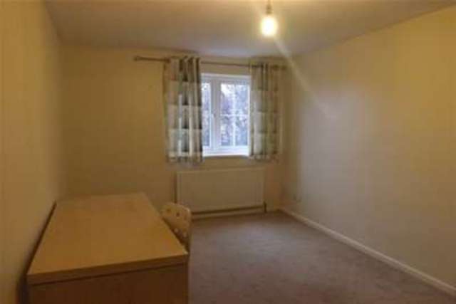  Image of 3 bedroom Property to rent in Bishopsholme Close Sheffield S5 at Sheffield, S5 7DS