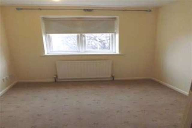  Image of 3 bedroom Property to rent in Bishopsholme Close Sheffield S5 at Sheffield, S5 7DS