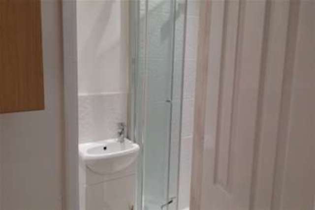  Image of 5 bedroom Detached house to rent in Blackberry Terrace Southampton SO14 at Southampton, SO14 0EE