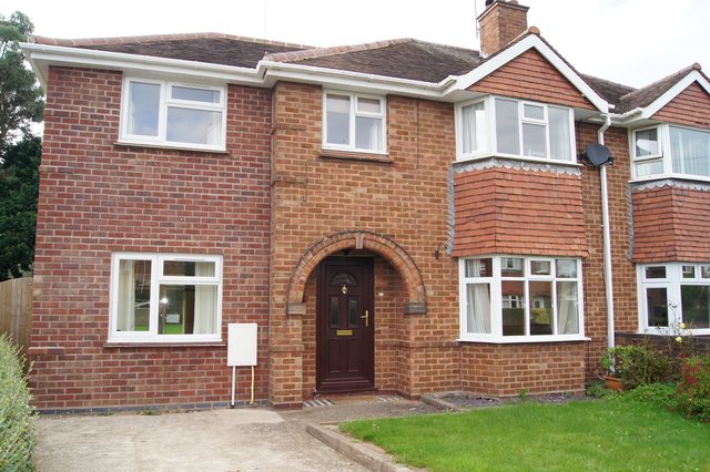  Image of 6 bedroom House Share to rent in Blenheim Road Worcester WR2 at St Johns  St John