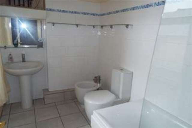  Image of 2 bedroom Flat to rent in Bodhyfryd Road Llandudno LL30 at Llandudno, LL30 2DT